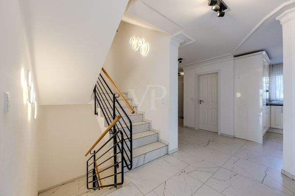 Treppenauf-, bzw. Abgang im Erdgeschoss