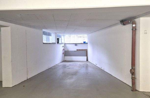 Tiefgaragenstellplatz