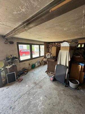 8 Werkstatt neben Garage