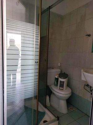 Ostkreta, Chamaizi: Traditionelles zweistöckiges Haus mit Innenhof zu verkaufen