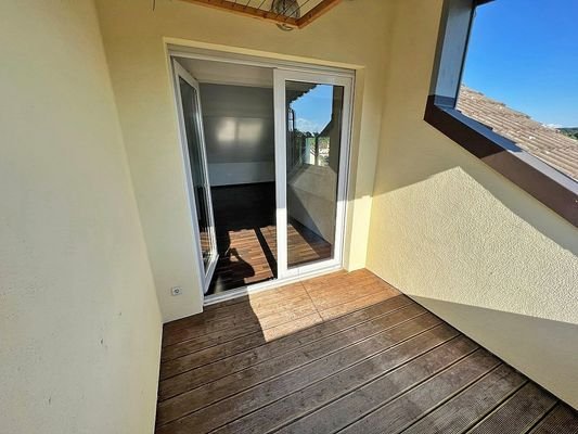 überdachter Balkon