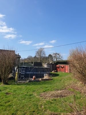 Garten mit Pool