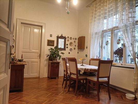 20. Esszimmer