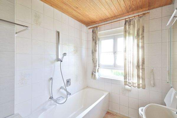 Tageslichtbadezimmer EG