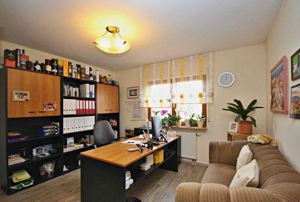 Arbeitszimmer (Eltern) Erdgeschoß