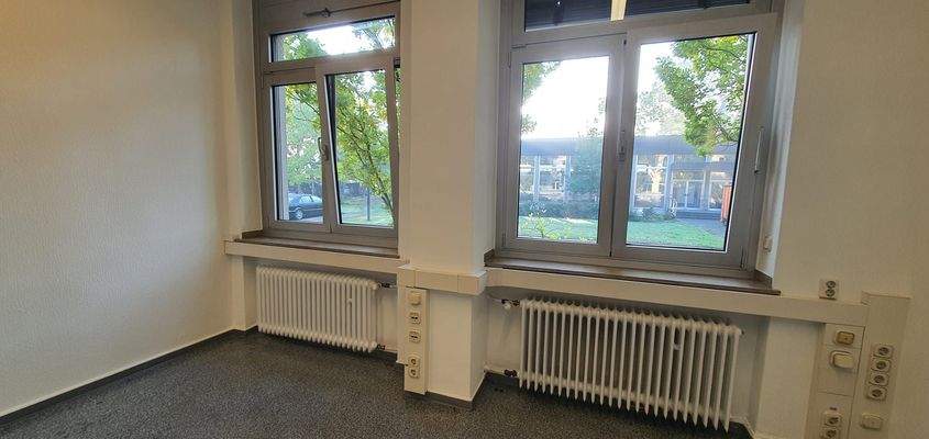 WhatsApp Image 2025-04-02 at 09.47.04 (10).jpeg