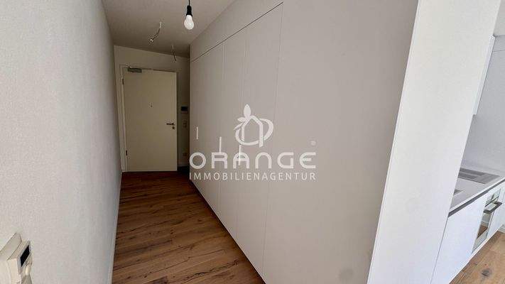 Flur mit Einbauschrank