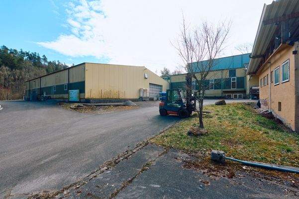 Gebäude 7 mit Blick zu Gebäude 1