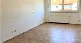 Eltern Schlafzimmer OG rd. 19 m2.jpg