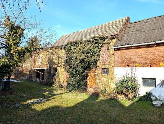 Nebengebäude hinten