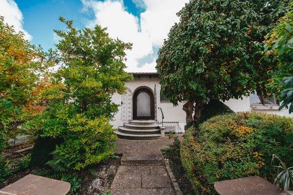 Aussenansicht-Eingangsbereich