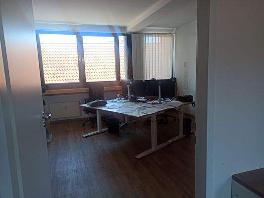 Büro 2
