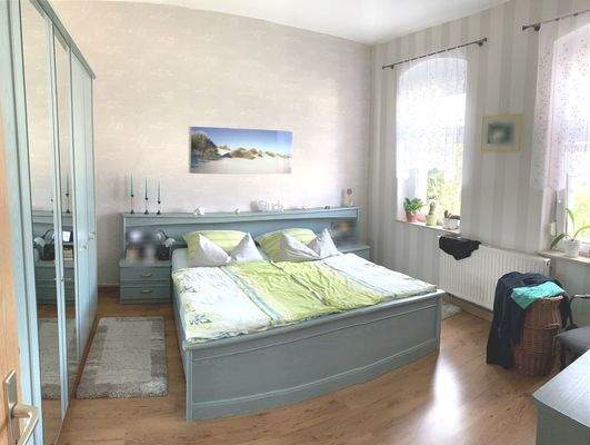 Schlafzimmer 1. OG / Eigentümer WE