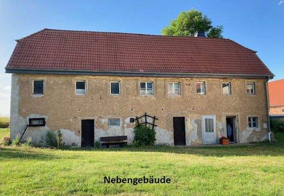 15_Nebengebäude Front.jpg