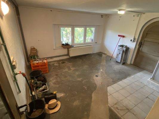 Ehemaliges Waschhaus im Untergeschoss mit separatem Eingang