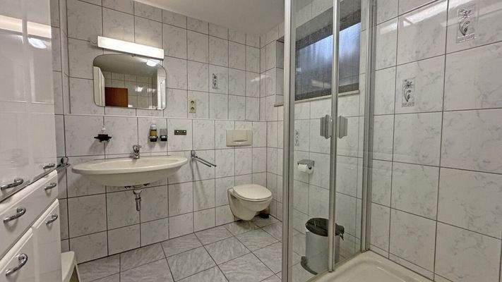 Badezimmer Untergeschoss