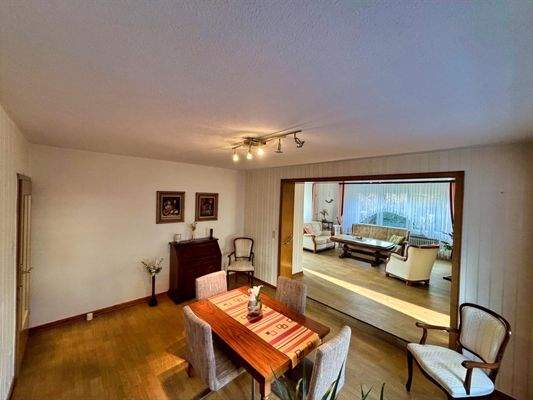 Großer Wohn- Essbereich