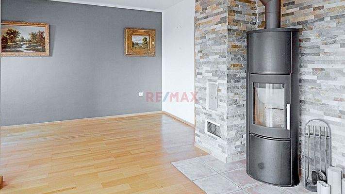 Wohnzimmer_vorderer_Bereich_1