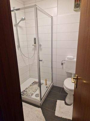 WC mit Dusche 
