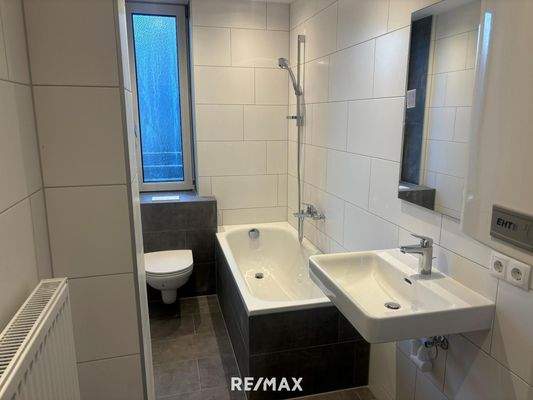 Wohnung - Landeck - Badezimmer