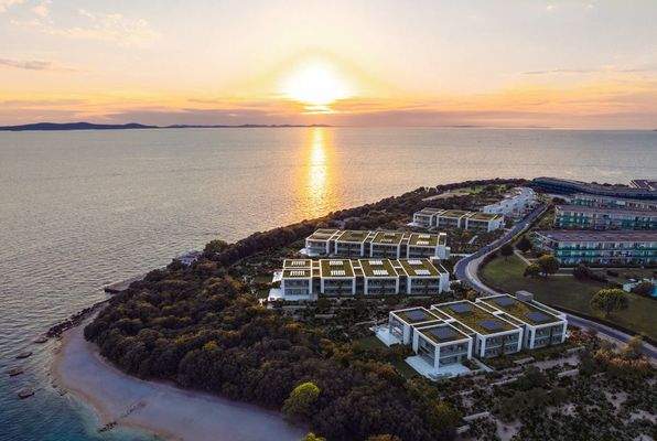 20250106-Residences Aurora - Resort Overview II-