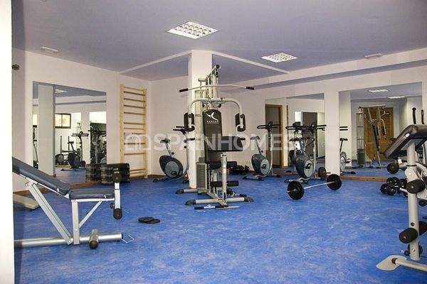 2-Bedroom Flats with Spacious Design in Fuengirola