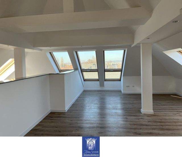 Exklusiv Wohnen! Grandiose Aussicht, Fußbodenheizung, Gäste-WC! - Foto 1