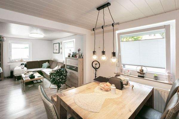 Wohn-/Essbereich || EG