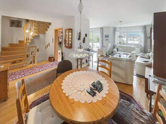 Wohn- und Essbereich