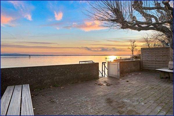 Seegrundstück, Badezugang, Lesen, Grillen