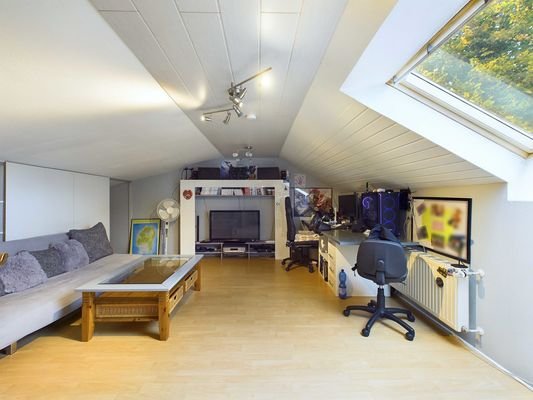 Ideales Mehrgenerationenhaus in Nalbach Dachgeschoss