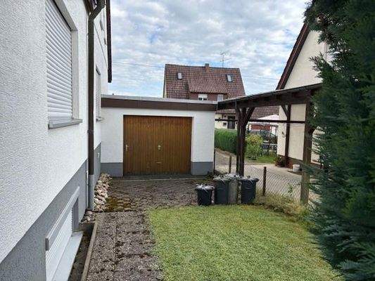 Garage südlich Rückseite