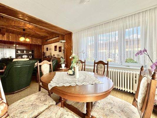 Essbereich im Wohnzimmer