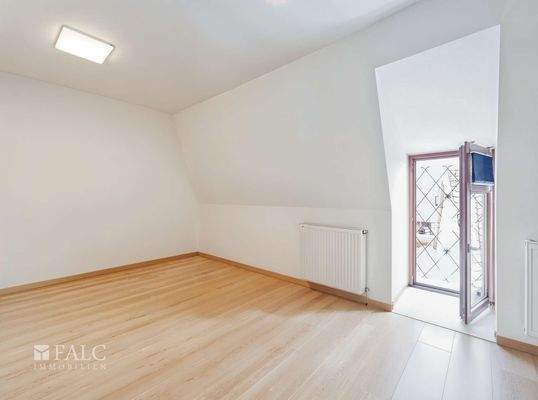 2.OG-Schlafzimmer - unmöbliert