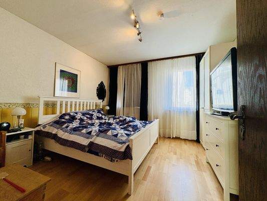 Erdgeschoss Schlafzimmer