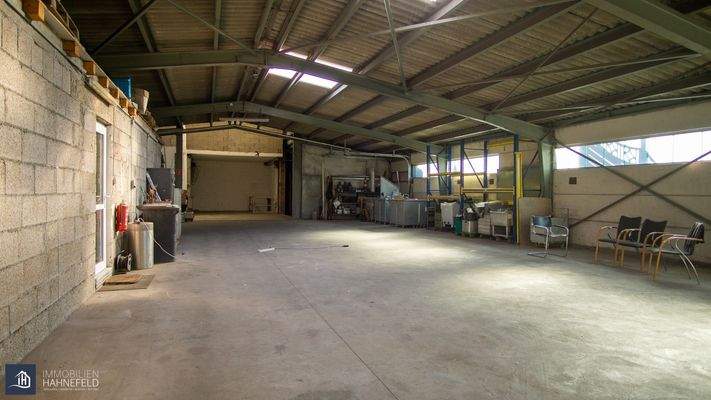 Gewerbehalle 2