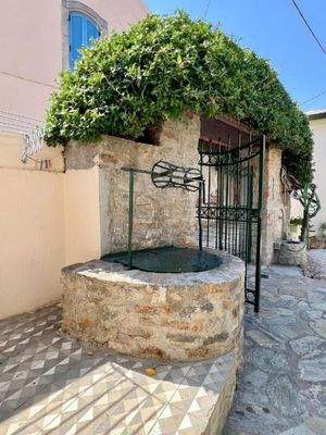 Kreta, Neapoli: Stadthaus mit Garten und Terrasse zu verkaufen