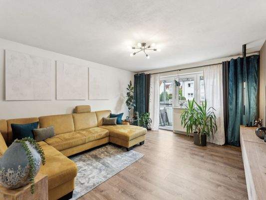 1. OG - Wohnzimmer - Ansicht 1