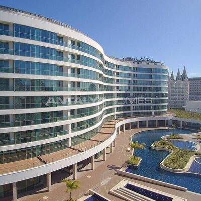 Flats in Hotel-Concept Complex Near the Sea in Kundu Antalya
