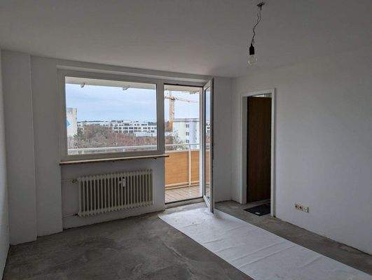 Wohnzimmer und Küchentür.jpg