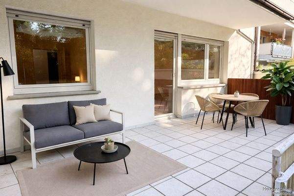 Terrasse - KI visualisiert - Wohnung links