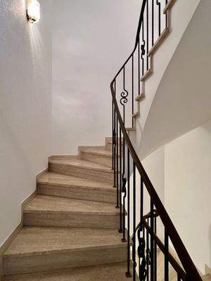 Treppenaufgang zum OG