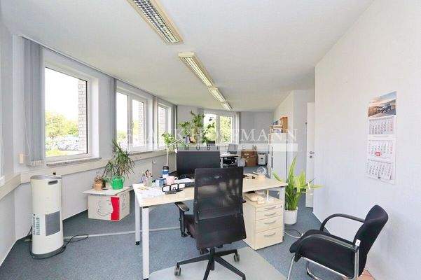 M2352-1.OG Büro 3