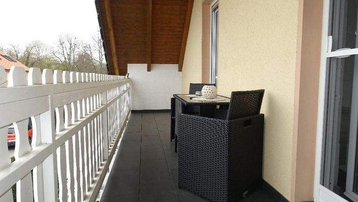 Balkon Giebelseite DG