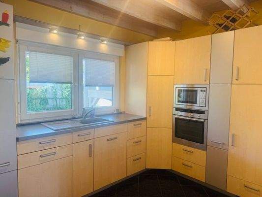 EBK mit Hochbaubackofen