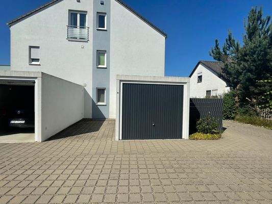 garage und ein stellplatz