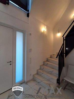 21 Stiegenaufgang 2721