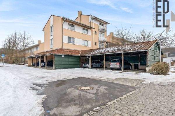 Außenansicht Carport