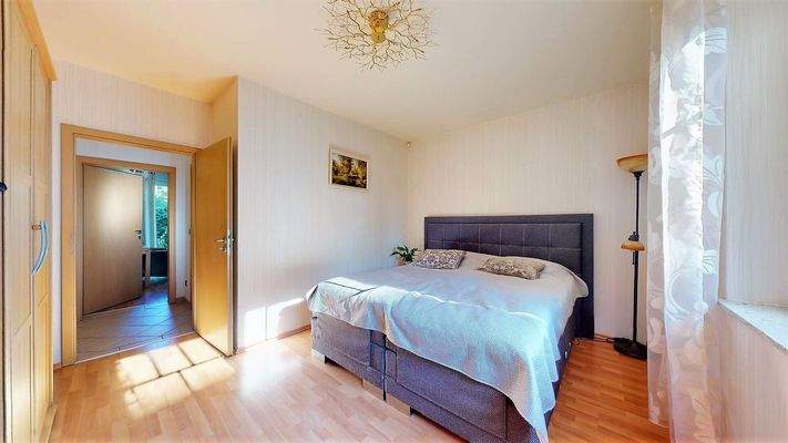 Erdgeschoss Schlafzimmer