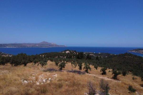 Kreta, Tsivaras: Grundstück in malerischer Lage mit Meerblick zu verkaufen
